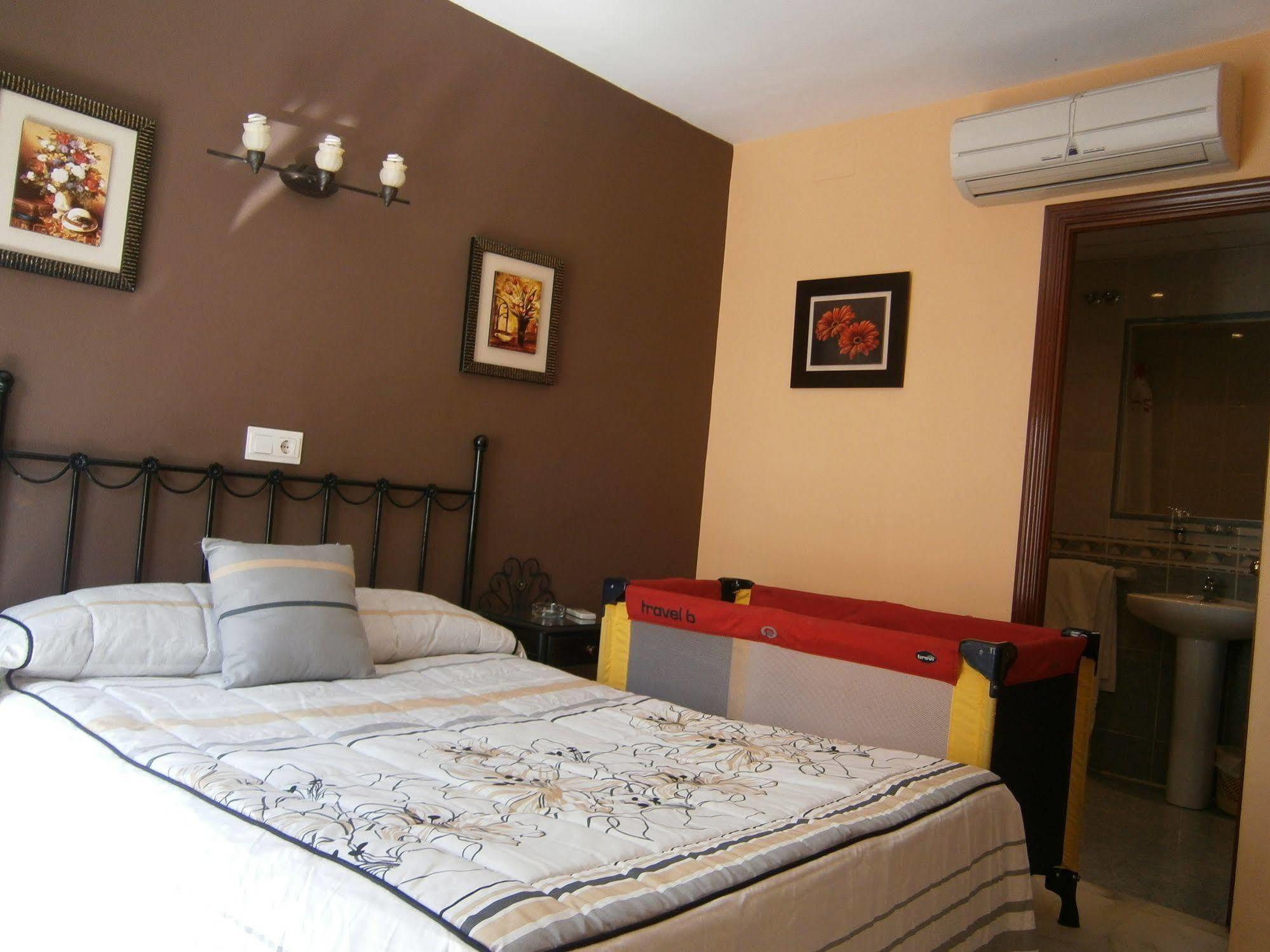 Hostal Almanzor Kordoba Zewnętrze zdjęcie